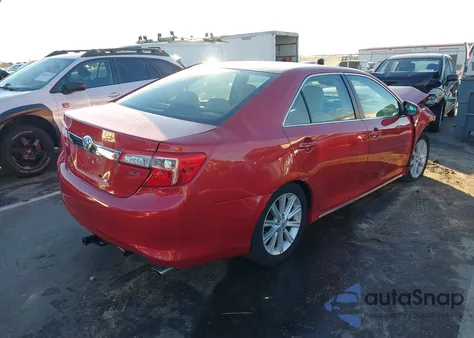 2012 Toyota Camry Xle z USA, uszkodzony, nr VIN 4T4BF1FK1CR226732